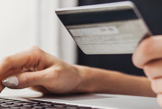 Online shopping thumb